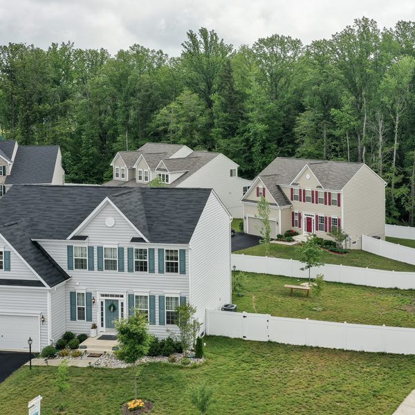 Crossed-Talons-Aerials-and-Ammenities-1